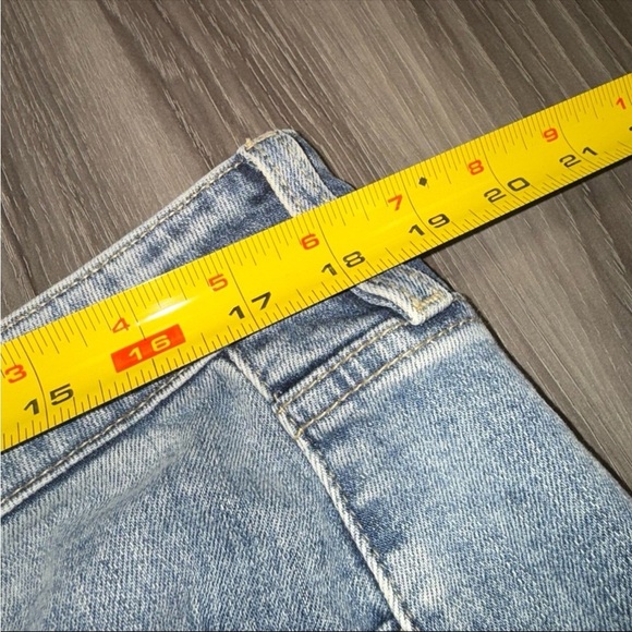 Discount Divas Bayside Beauty Demin Jeans Shorts Size 1X Distressed Medium Wash - Picture 8 of 12